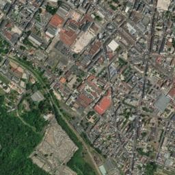 Vue de Aire de stationnement d'Elbeuf - Fabrique des Savoirs