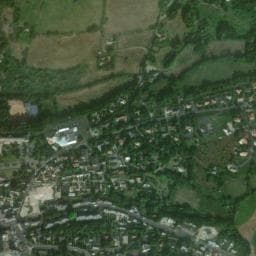 Vue de Aire de camping-car privée du Bowling - Lisieux
