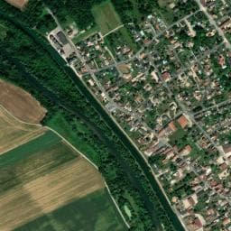 Vue de Aire de camping-car à Pogny