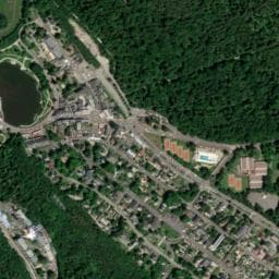Vue de Parking de Bagnoles de l'Orne