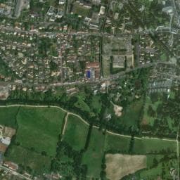 Vue de Aire de camping-car à Alençon
