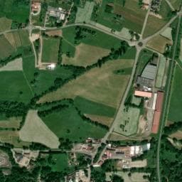 Vue de Parking bus du terrain de football