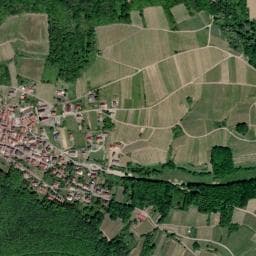Vue de Aire de Stationement Reichsfeld (Domain Bleesz)