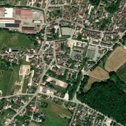 Vue de Stationnement de Camping car de Vendeuvre sur Barse