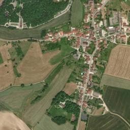 Vue de Aire de camping-car à Colombey les Deux Églises