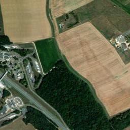 Vue de Aire de camping-car à Villemoyenne