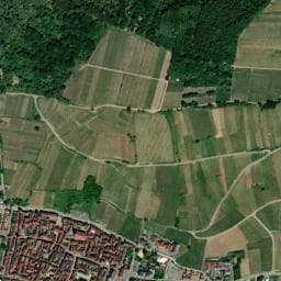 Vue de Aire d'accueil pour camping-car Riquewihr Avenue Jacques Preiss