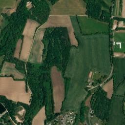 Vue de Aire de stationnement des étangs du Ponterre