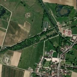 Vue de Aire de camping-car à Rouvray