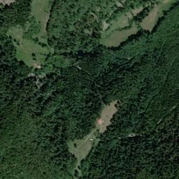 Vue de Cabane de Gazon Vert