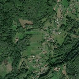 Vue de Aire de services et stationnement Chez l'habitant