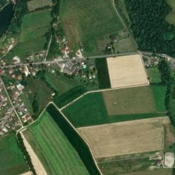Vue de Aire de camping-car à Chavannes-sur-l'Étang