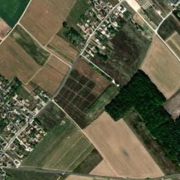Vue de Aire de stationnement pour camping-cars - Saint-Claude-De-Diray