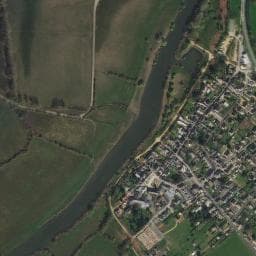 Vue de Aire de camping-car à Rives-du-Loir-en-Anjou