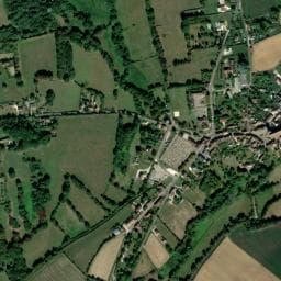 Vue de Treigny Aire de service et stationnement