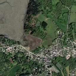 Vue de Aire de stationnement de Brillac