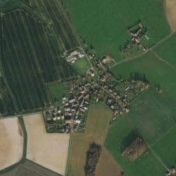 Vue de Aire de services et de stationnement Camping-cars à la ferme de l'Espoir