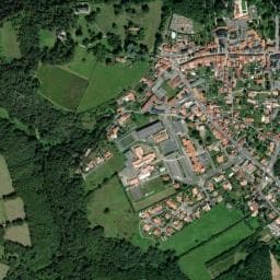 Vue de Aire de camping-car Le Champalud