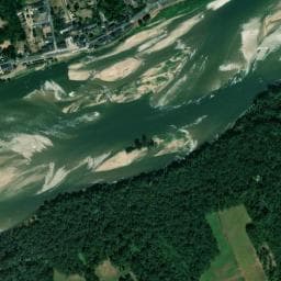 Vue de Aire de stationnement de camping-cars de La Chapelle sur Loire