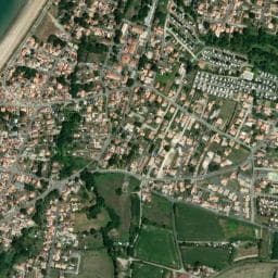 Vue de Aire Camping-Car Park Saint-Michel-Chef-Chef, le Thar-Cor