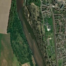 Vue de Imphy - Nivernais aire de camping-cars