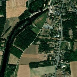 Vue de Aire de camping-car à Pouligny-Saint-Pierre