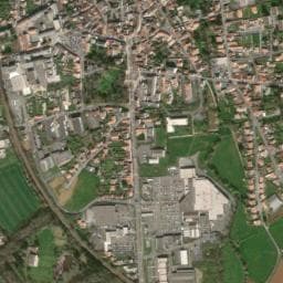 Vue de Aire de camping-car à Saint-Hilaire-le-Vouhis (3)