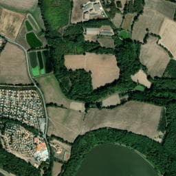 Vue de Aire de camping-cars Camping Yelloh Village Le Pin Parasol