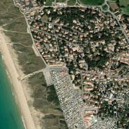 Vue de Aire de camping-car à Brem-sur-Mer