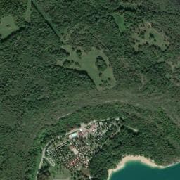 Vue de Aire de service camping-car de Surchauffant
