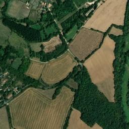 Vue de Aire de camping-car à Château-Larcher