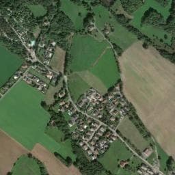 Vue de Camping Huttopia Divonne-les-bains