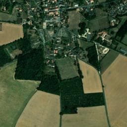Vue de Aire de stationnement camping-car de Romagne