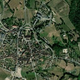 Vue de Aire de camping-car à Évaux-les-Bains