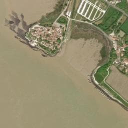 Vue de Parking du village de Talmont-sur-Gironde