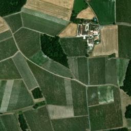 Vue de Aire de services camping-cars du Maine Giraud
