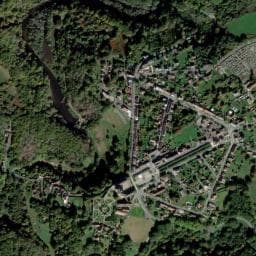 Vue de Aire de camping-car à Saint-Paul-la-Roche