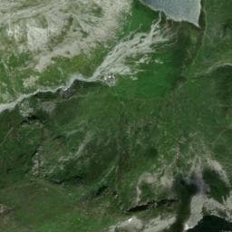 Vue de Refuge Entre le Lac