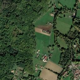 Vue de Aire de stationnement de Saint-Front-la-Rivière