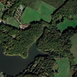 Vue de Aire de camping-car de la Base de Loisirs de Rouffiac