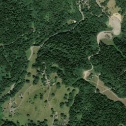 Vue de Aire de Stationnement camping-car du télésiège de la Combe de l'Ours