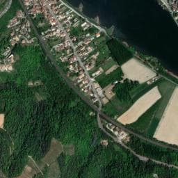Vue de Aire de camping-car à Salaise-sur-Sanne