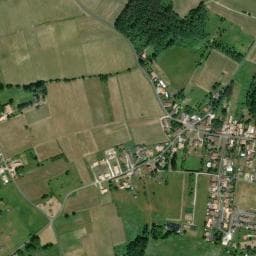 Vue de Aire de camping-car à Mazion
