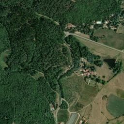 Vue de Aire de camping-car à Saint-Romain-d'Ay