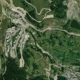 Vue de Aire de camping-car Auris en Oisans