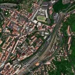 Vue de Aire de camping-car du Puy-en-Velay