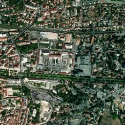 Vue de Parking nuit — Romans-sur-Isère