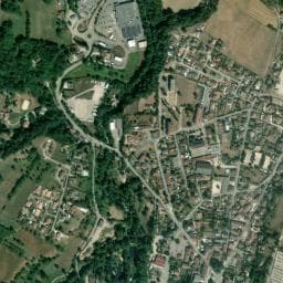 Vue de Aire de camping-car à Saint-Thomas-en-Royans (2)