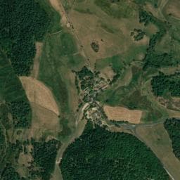 Vue de Aire de stationnement camping-cars Saint-Jean-Roure