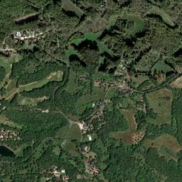 Vue de Camping à la Ferme "Le Lac Rouge"
